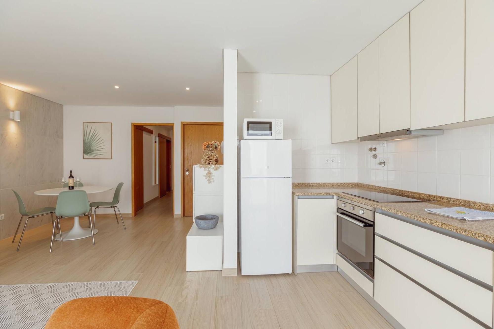 Stylish Apartment With Terrace By Hosty Πόρτο Εξωτερικό φωτογραφία